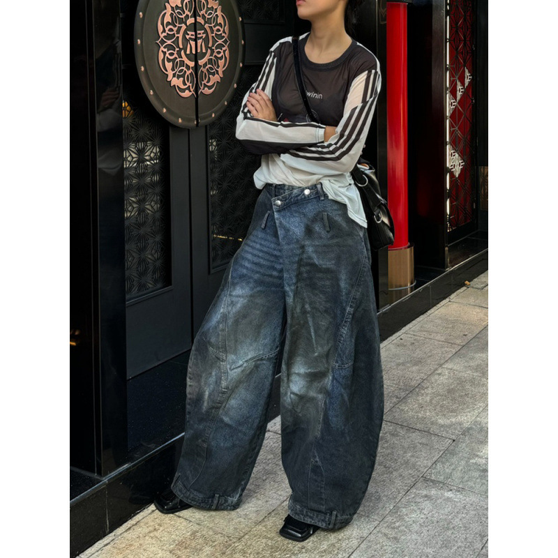 Retro Distressed Washed Reverse Waist Jeans - Image 3